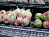 06_ウドンタニのスーパーで販売されている有機野菜3.jpg